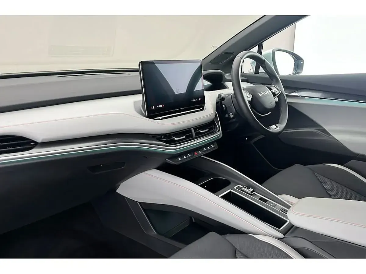Used Skoda Elroq 154 kW (210 HP) 2025 Brilliant silver metallic SUV