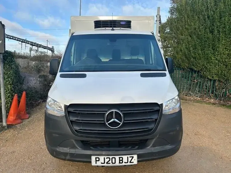 Gebraucht Mercedes Sprinter 140 PS (102 kW) 2020 Weiß Van