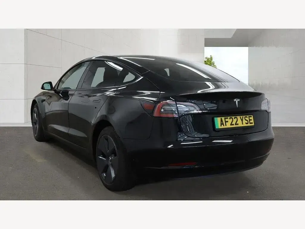 Used Tesla Model 3 Standard Range 235 kW (320 HP) 2022 Sedan