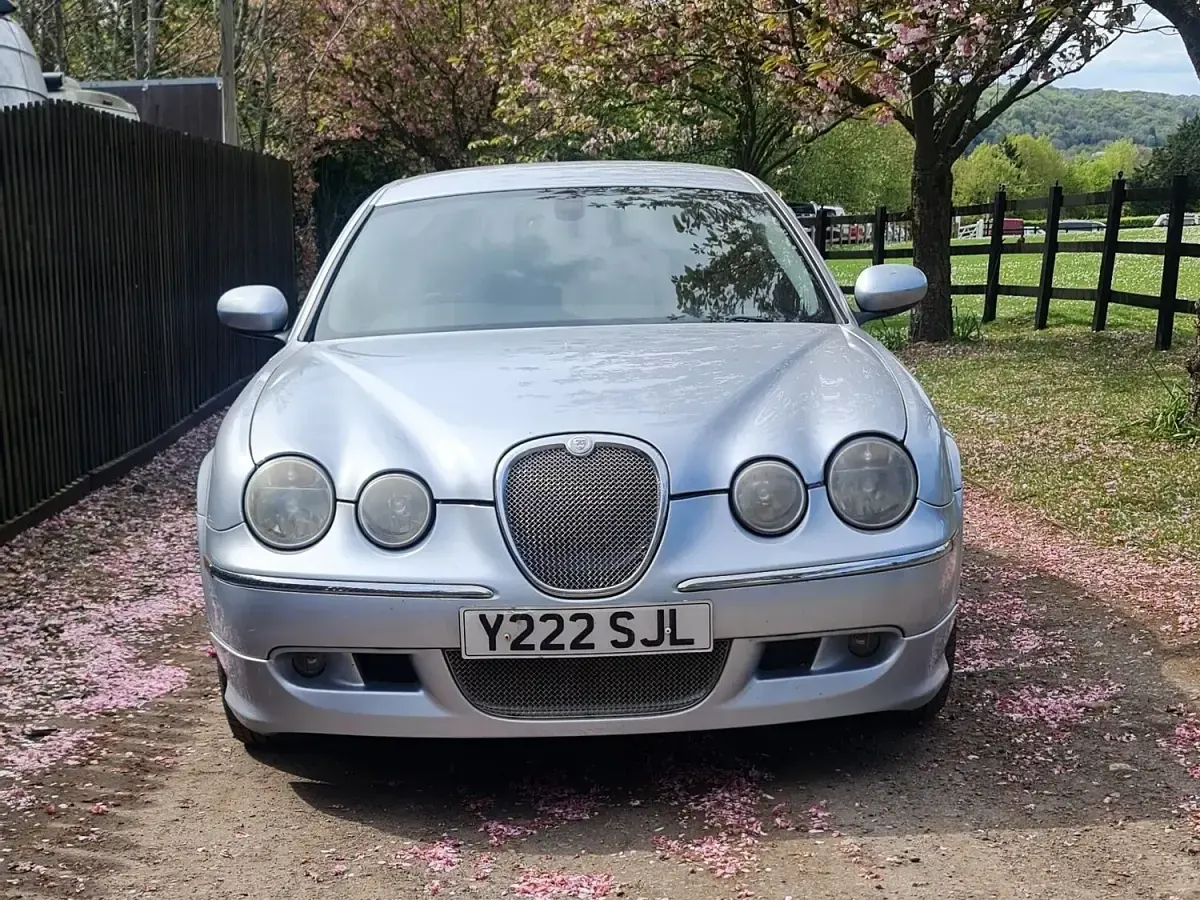 Used Jaguar S-Type SE 240 HP (176 kW) 2007 Silver Sedan