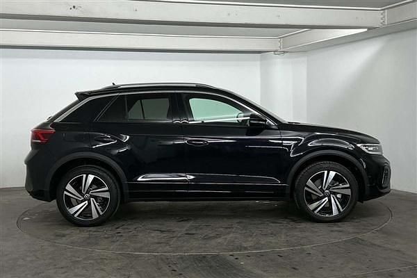 Used VW T-Roc R-line 187 HP (137 kW) 2025 Black SUV