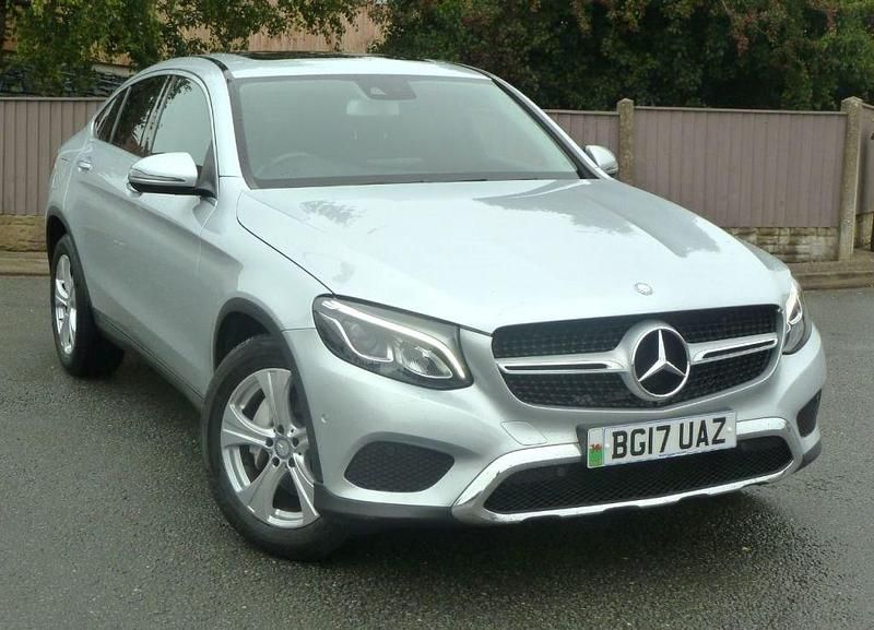 Second-hand Mercedes GLC220 Premium Plus 2017 Argintiu Coupe