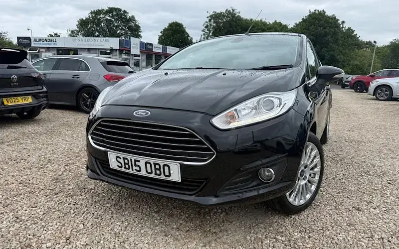 Used Ford Fiesta Titanium 101 HP (74 kW) 2015 Hatchback