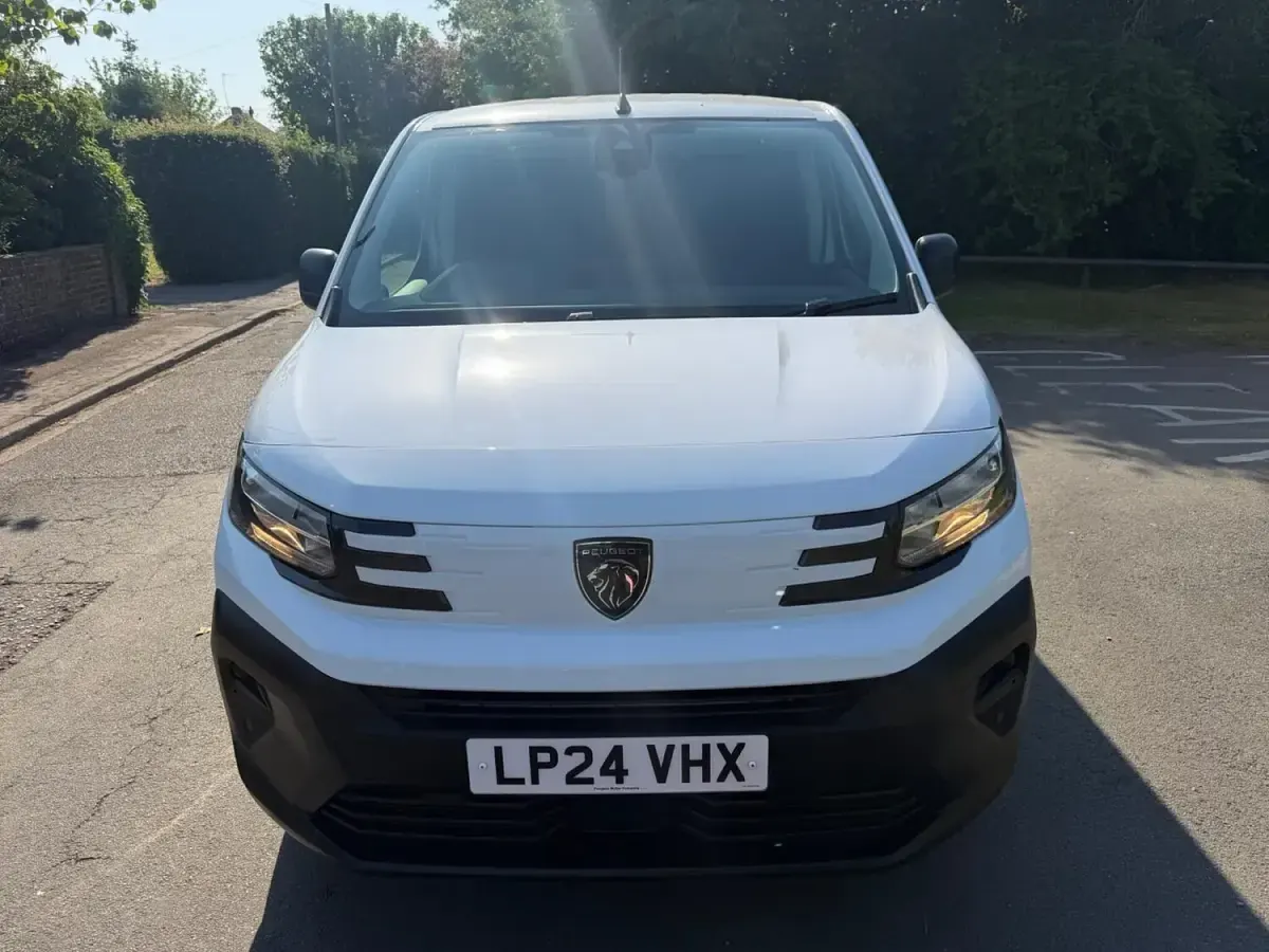 Used Peugeot Partner 2024 White MPV