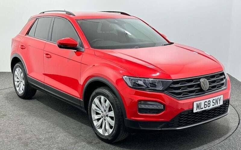 Used 2021 VW T-Roc SE SUV | £13,358 (Good price) - Image 1/3