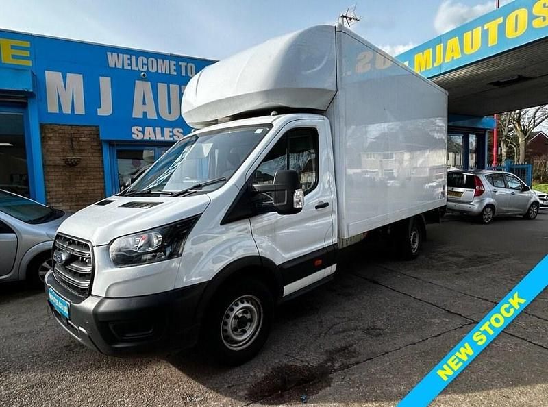 Used Ford Transit S 130 HP (95 kW) 2022 White Van