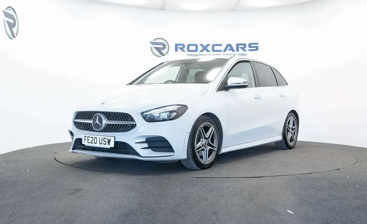 Used Mercedes B200 AMG Line Premium 163 HP (119 kW) 2020 White Hatchback