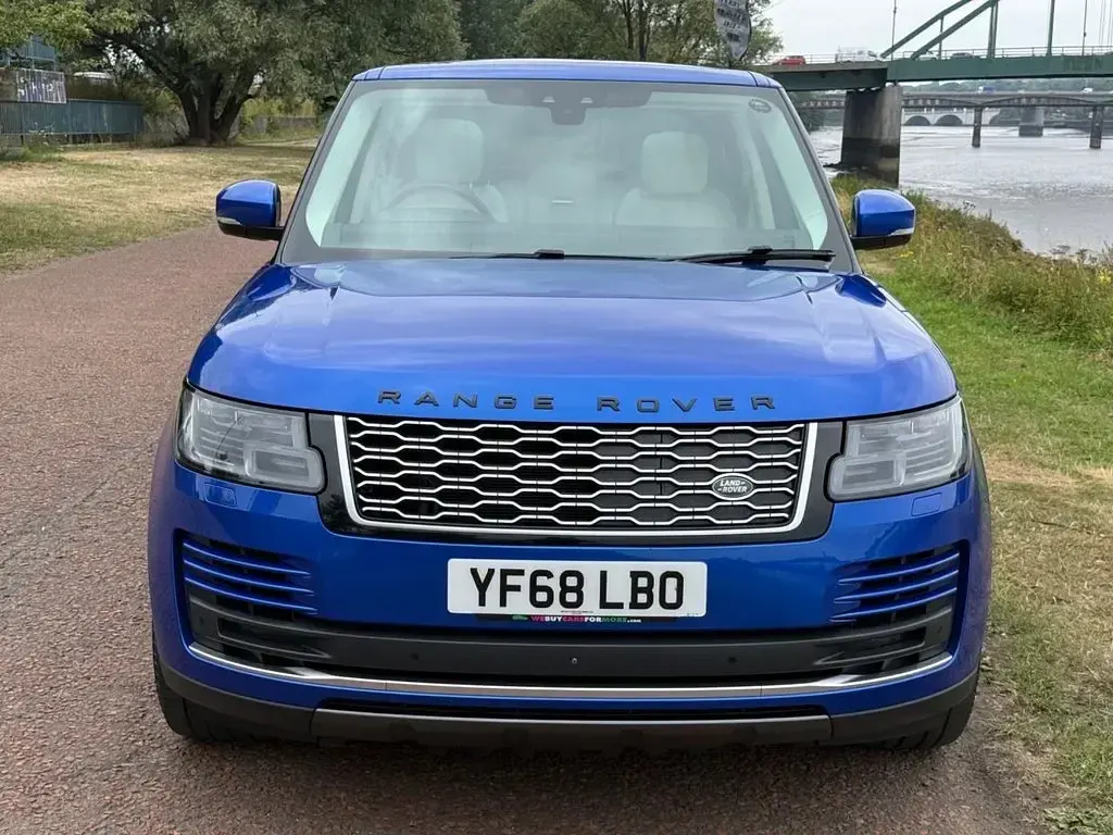 Used Land Rover Range Rover Vogue 404 HP (297 kW) 2018 Blue SUV