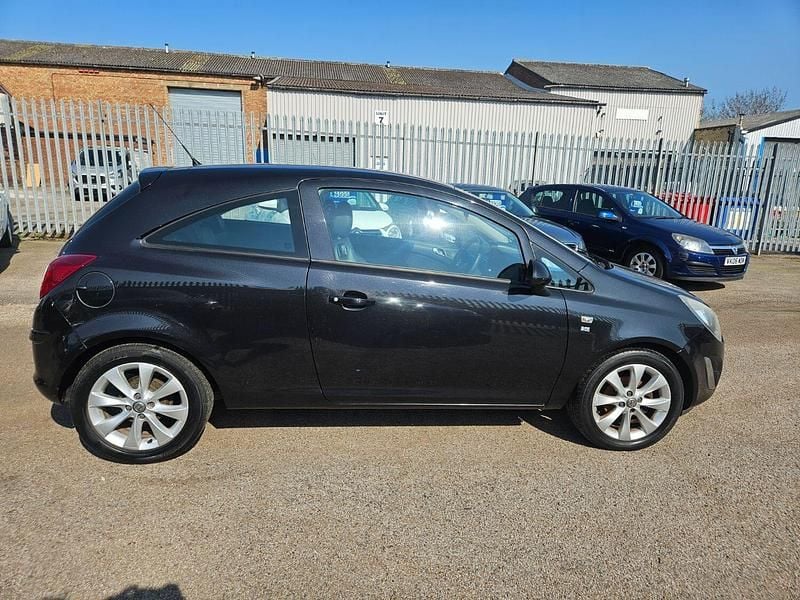 Used Vauxhall Corsa Excite 2014 Black Hatchback