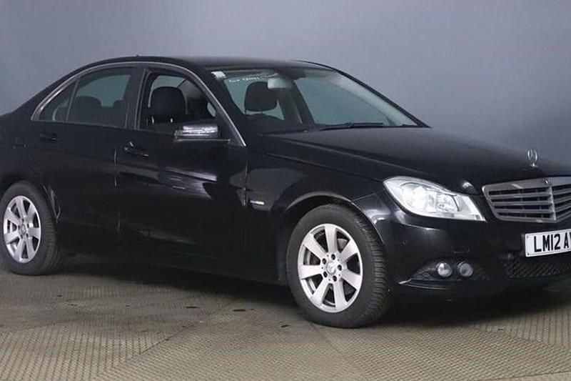 Used Mercedes C200 SE 2012 Black Sedan