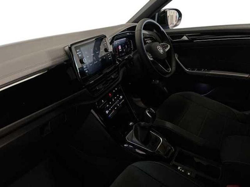 New VW T-Roc Design 115 HP (84 kW) 2026 Blue SUV