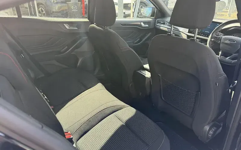 Used Ford Focus ST-Line 125 HP (91 kW) 2023 Black Hatchback