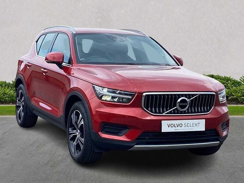 Used 2021 Volvo XC40 Inscription SUV | £22,449 (Fair price) - Image 1/4