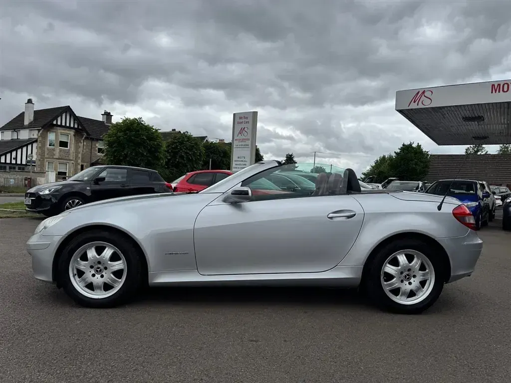 Used Mercedes SLK200 163 HP (119 kW) 2005 Silver Cabriolet
