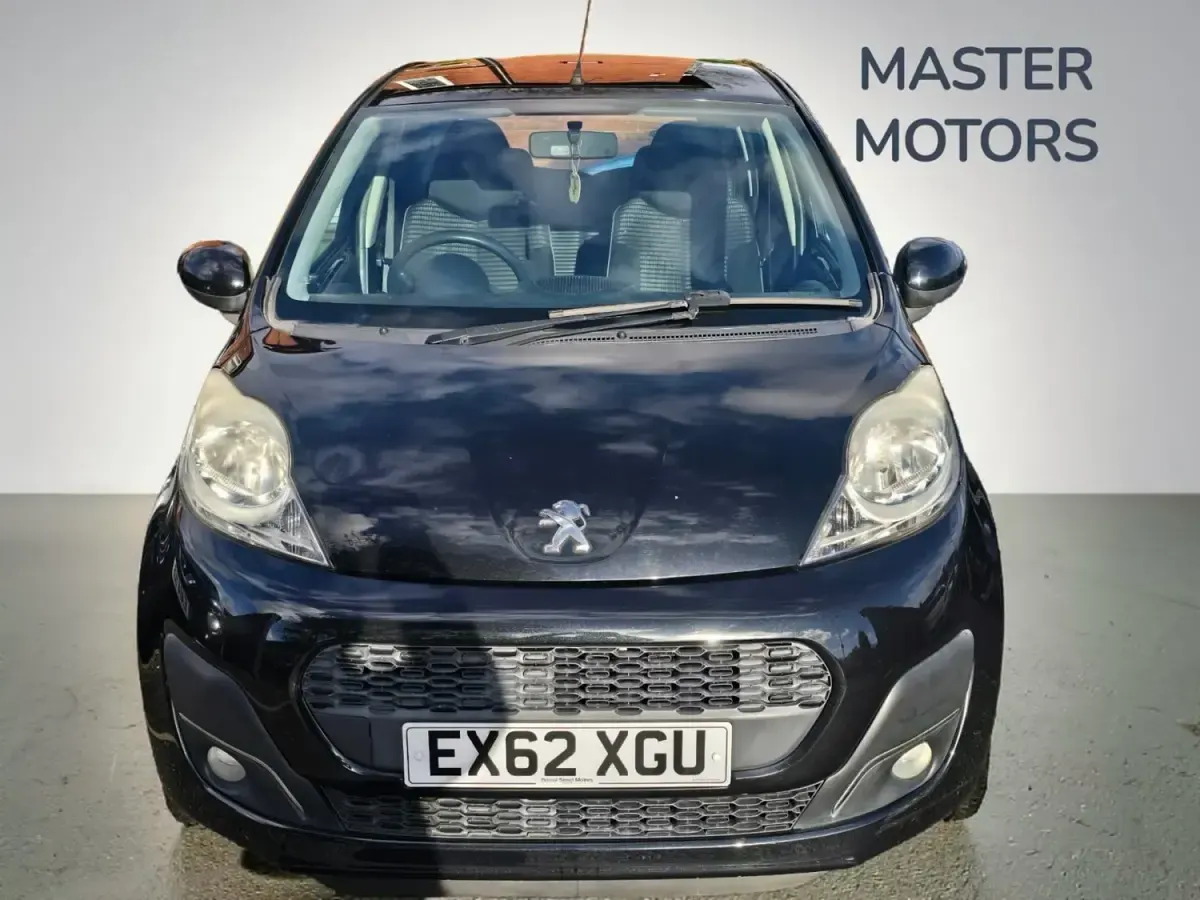 Begagnad Peugeot 107 Active 68 HK (50 kW) 2012 Svart Halvkombi