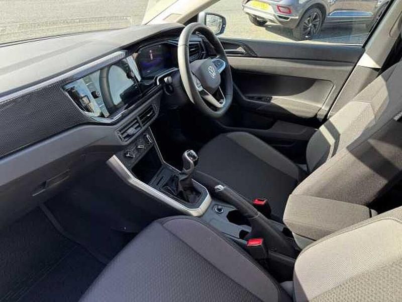 Used VW Polo Match 95 HP (69 kW) 2025 Silver Hatchback