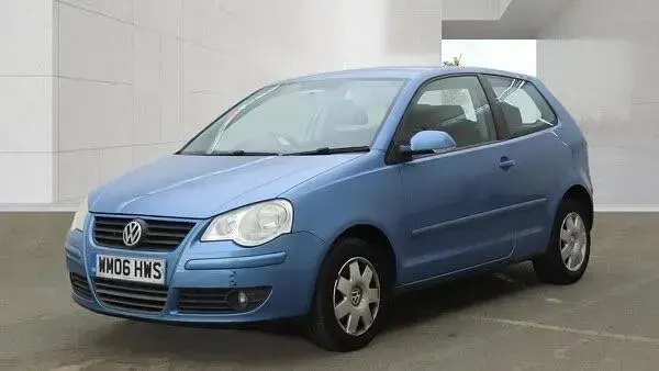 Used VW Polo S 80 HP (58 kW) 2006 Blue Hatchback