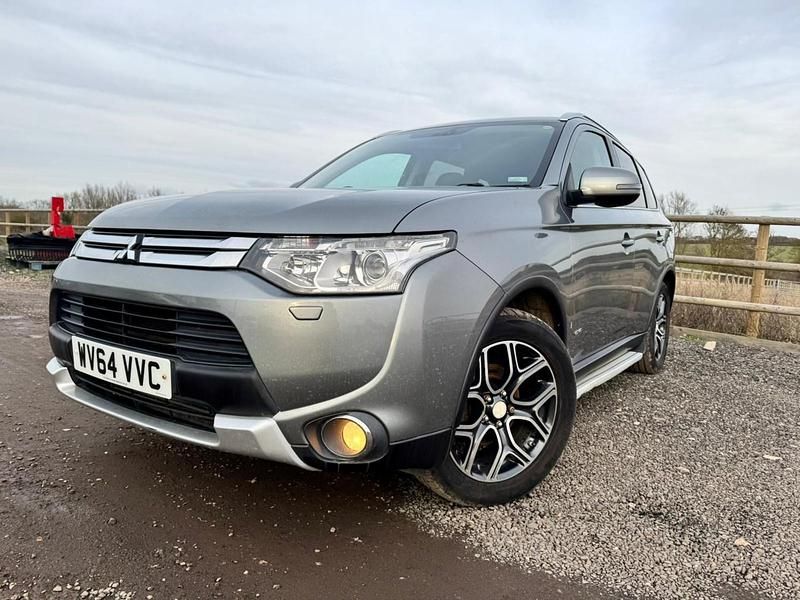 Używany Mitsubishi Outlander 150 KM (110 kW) 2014 Szary SUV