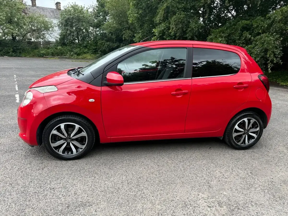 Used Citroën C1 Flair 68 HP (50 kW) 2015 Red Hatchback