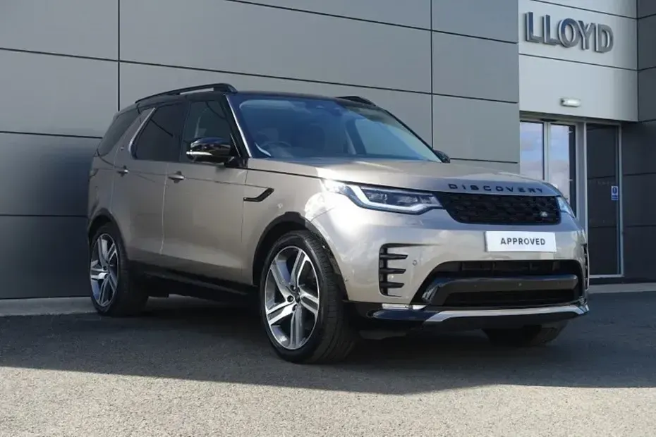 Used Land Rover Discovery HSE Dynamic 2025 Brown SUV