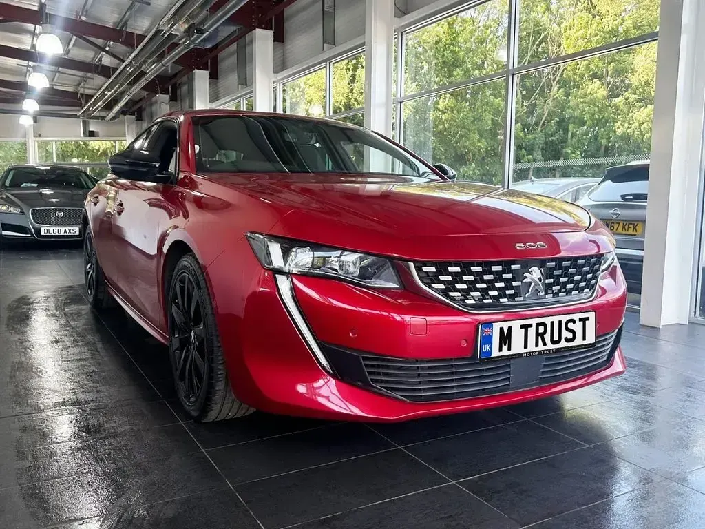 Used Peugeot 508 GT-line 160 HP (117 kW) 2019 Red Hatchback