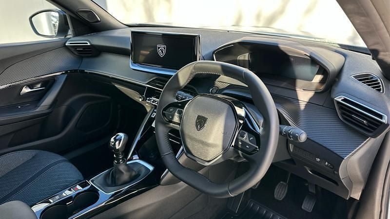 New Peugeot 2008 Allure 100 HP (73 kW) 2026 Okenite white SUV