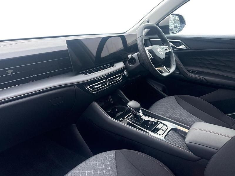 New MG HS SE 167 HP (122 kW) 2026 SUV