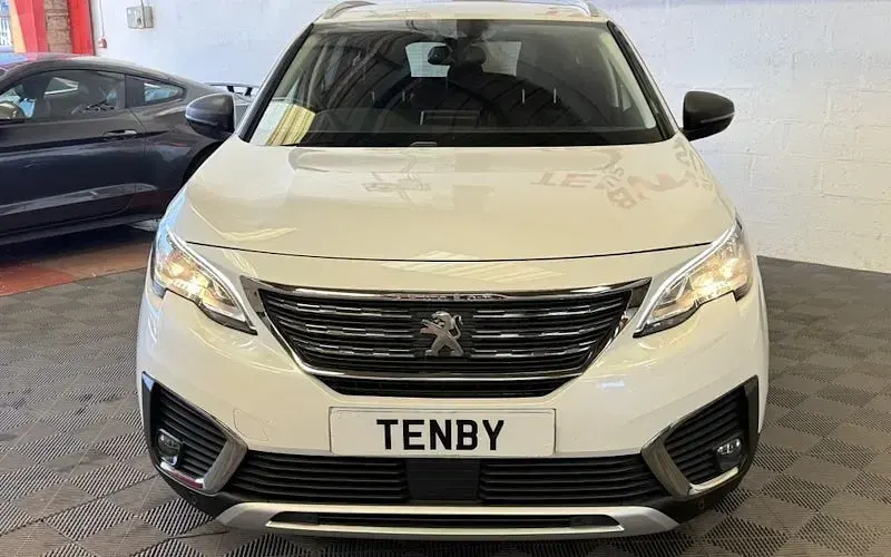 Used Peugeot 5008 Allure 131 HP (96 kW) 2020 SUV