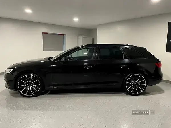 Used Audi A4 Sport 190 HP (139 kW) 2018 Black Estate
