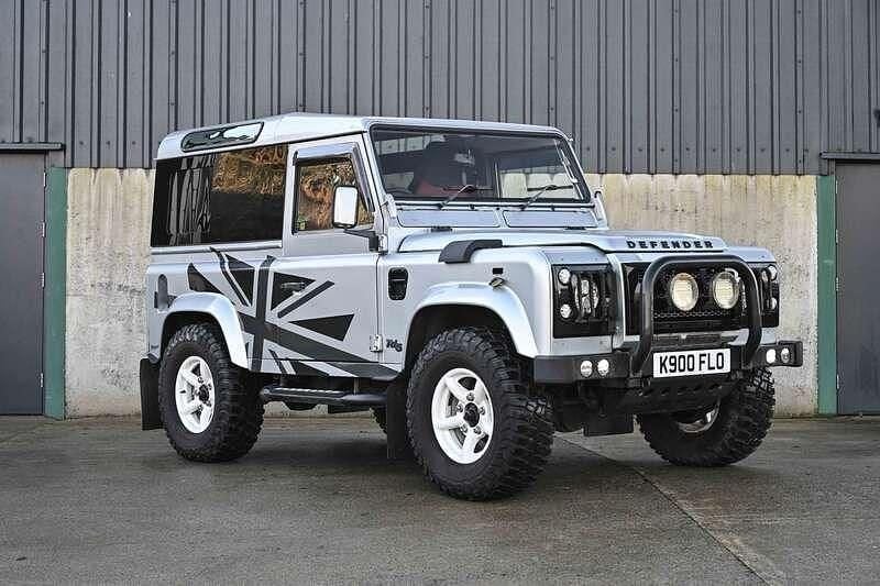 Silver Used 2006 Land Rover Defender | £15,000 (Super price) - Image 1/4