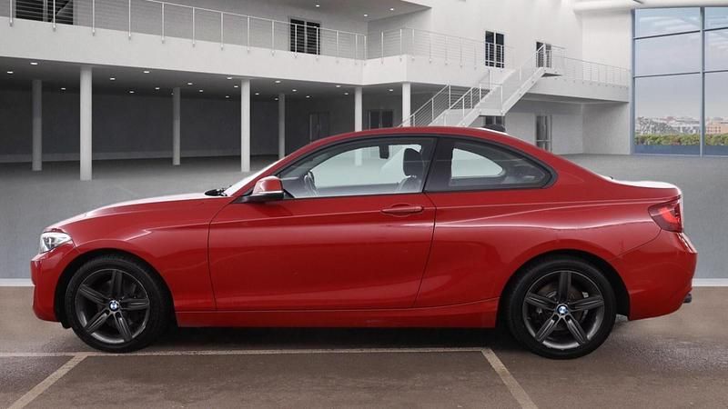 Used BMW 220 Sport Line 2014 Red Coupe