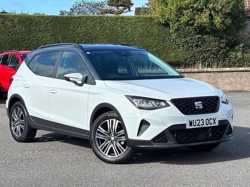 White Used 2023 Seat Arona SE SUV | £15,480 (Fair price) - Image 1/4