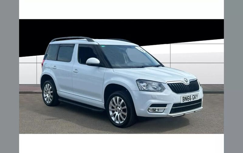 White Used 2016 Skoda Yeti SE L SUV | £14,389 (A bit pricey) - Image 1/4