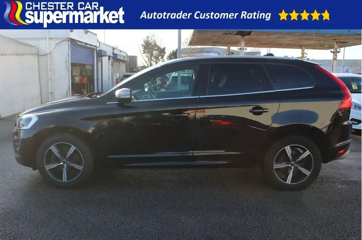 Second-hand Volvo XC60 R-Design 190 CP (139 kW) 2017 Negru SUV