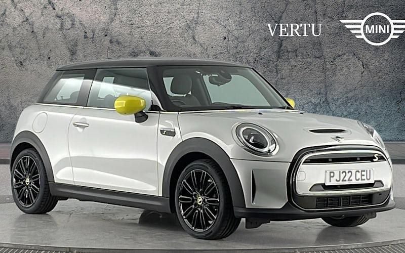 Used Mini Cooper Level 2 135 kW (184 HP) 2023 Hatchback