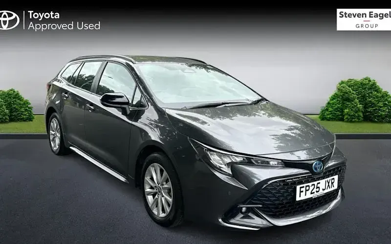 Used Toyota Corolla 140 HP (102 kW) 2025 Estate