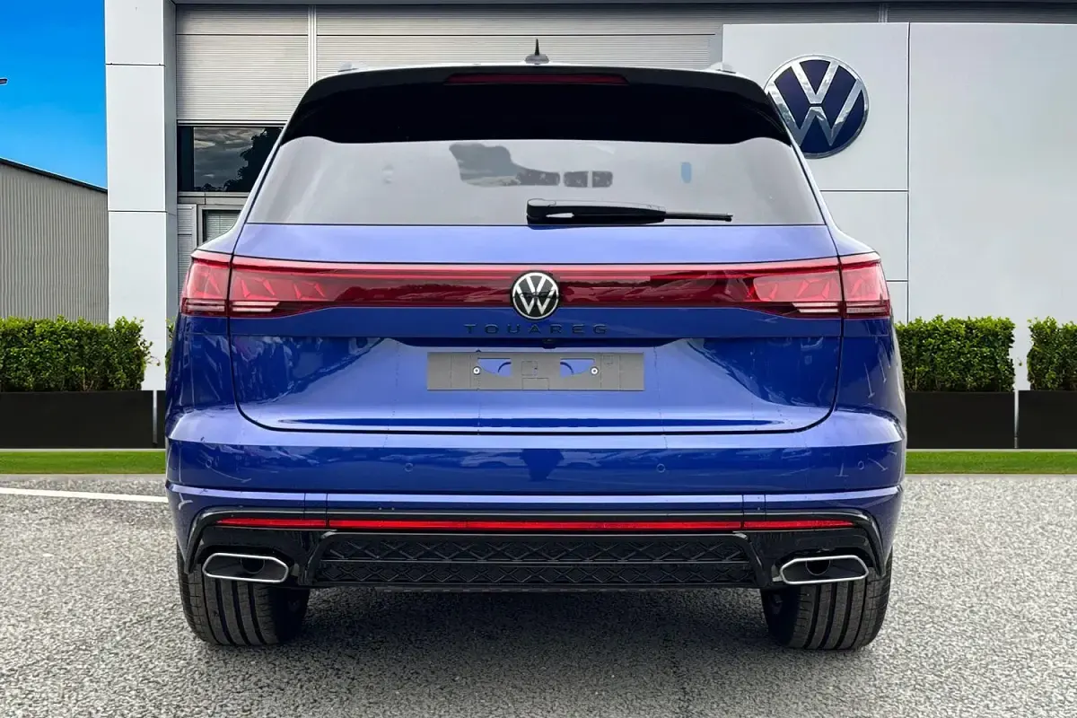 New VW Touareg Edition 286 HP (210 kW) 2026 Blue SUV