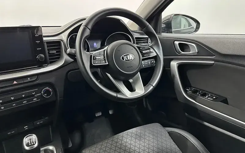 Used Kia XCeed 120 HP (88 kW) 2020 Black SUV