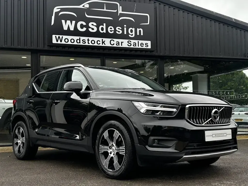 Used Volvo XC40 Inscription 2019 Black SUV