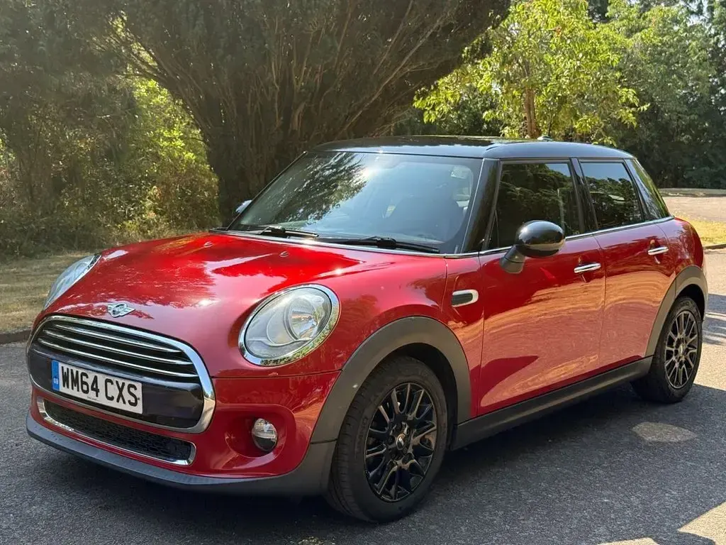 Used Mini Cooper Hatch 2014 Red Hatchback