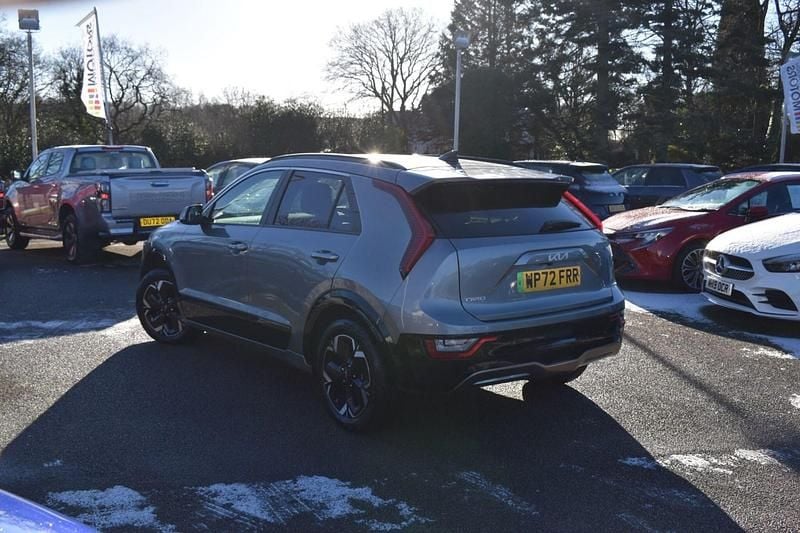Used Kia Niro 150 kW (204 HP) 2022 Grey SUV