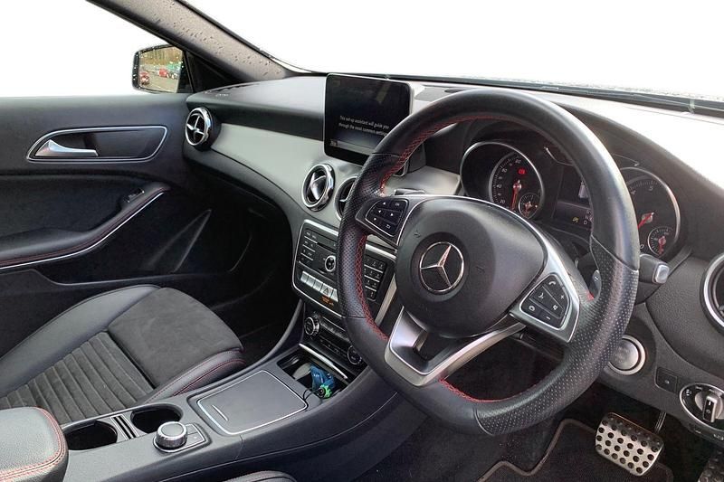 Used Mercedes GLA200 AMG line 156 HP (114 kW) 2019 Grey SUV