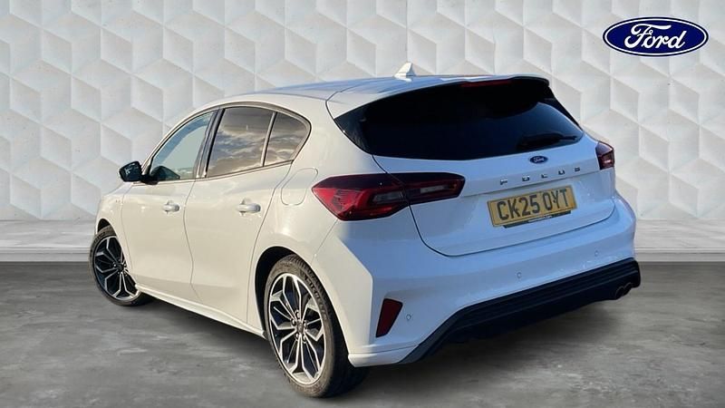 Used Ford Focus ST-Line X 2025 White Hatchback
