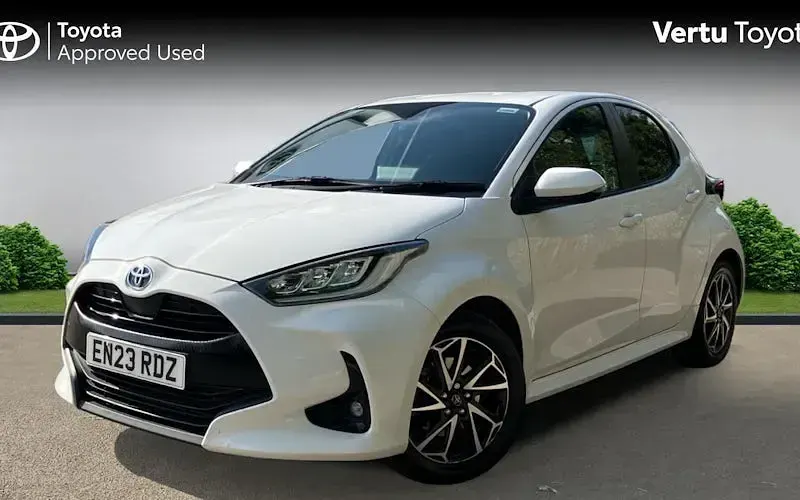 Used Toyota Yaris Design 116 HP (85 kW) 2026 Hatchback