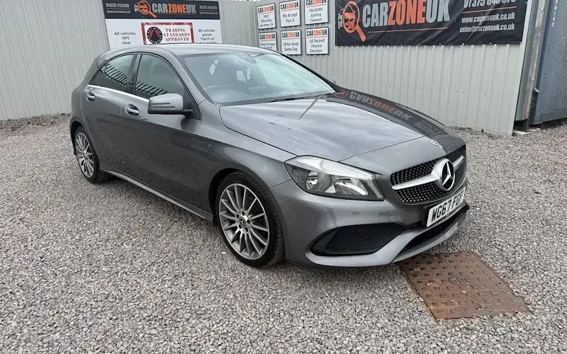 Usado Mercedes A180 AMG line 109 HP (80 kW) 2017 Citadino