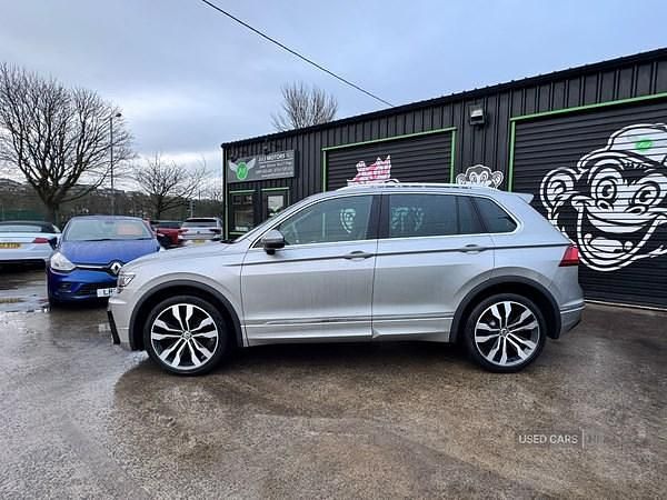 Used VW Tiguan R-line 150 HP (110 kW) 2017 Silver SUV