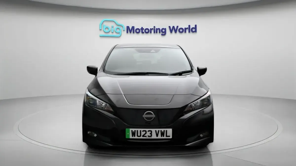 Usado Nissan Leaf N-Connecta 110 kW (150 HP) 2023 Preto Citadino