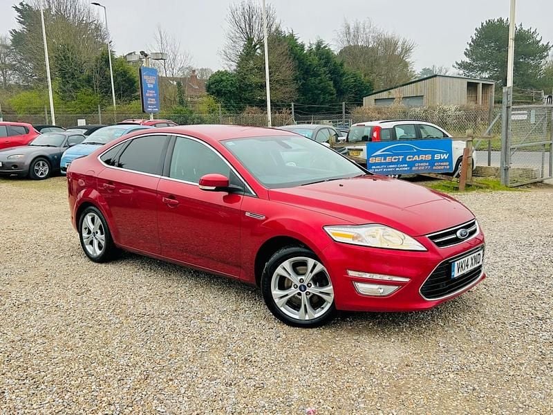 Used Ford Mondeo Business Edition 115 HP (84 kW) 2014 Red Hatchback