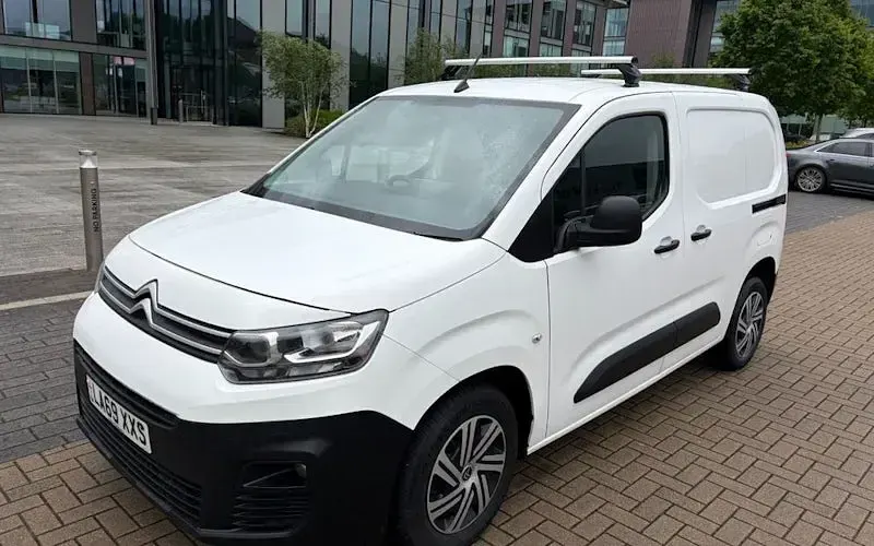 Używany Citroën Berlingo 102 KM (75 kW) 2021 Minivan