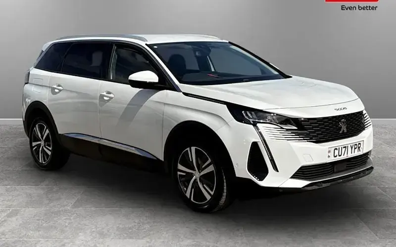 Used Peugeot 5008 Allure Premium 131 HP (96 kW) 2021 SUV